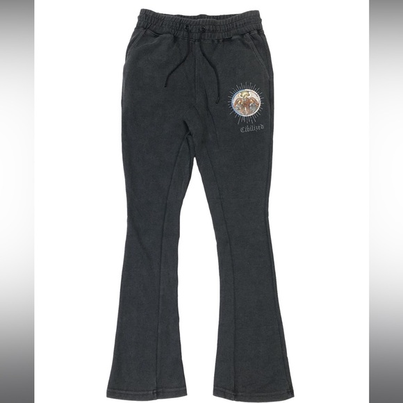 CIVILIZED HOLY ANGELS FLARE HOODIE + JOGGER SET
STYLE# CV5496-5519
COLOR: BLACK - Picture 3 of 5